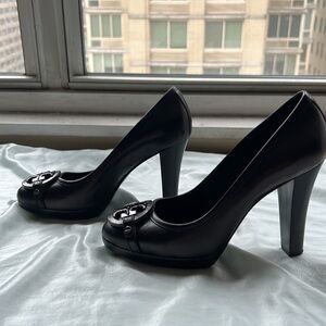 Tory Burch Black Heels Pumps 8M